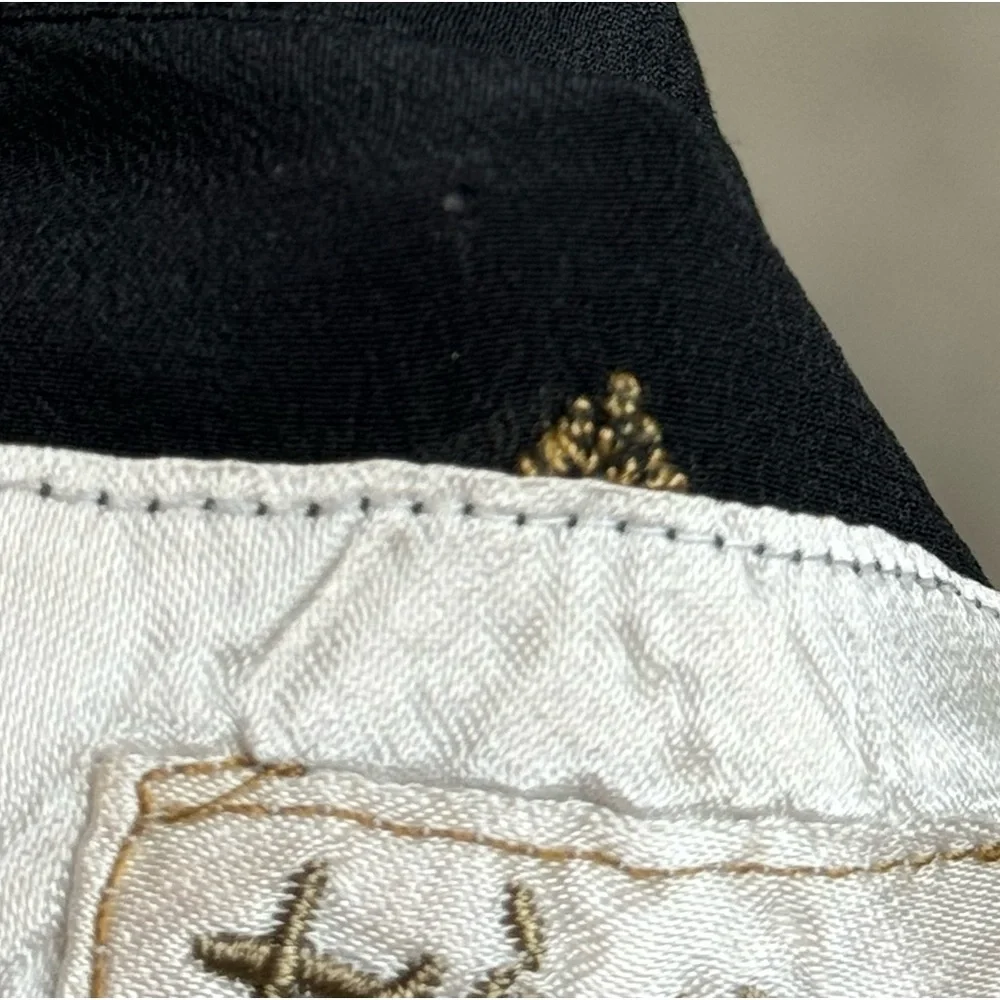 Biya Johnny Was 100% Silk Embroidered Short Sleeve Top Size L - Picture 6 of 8